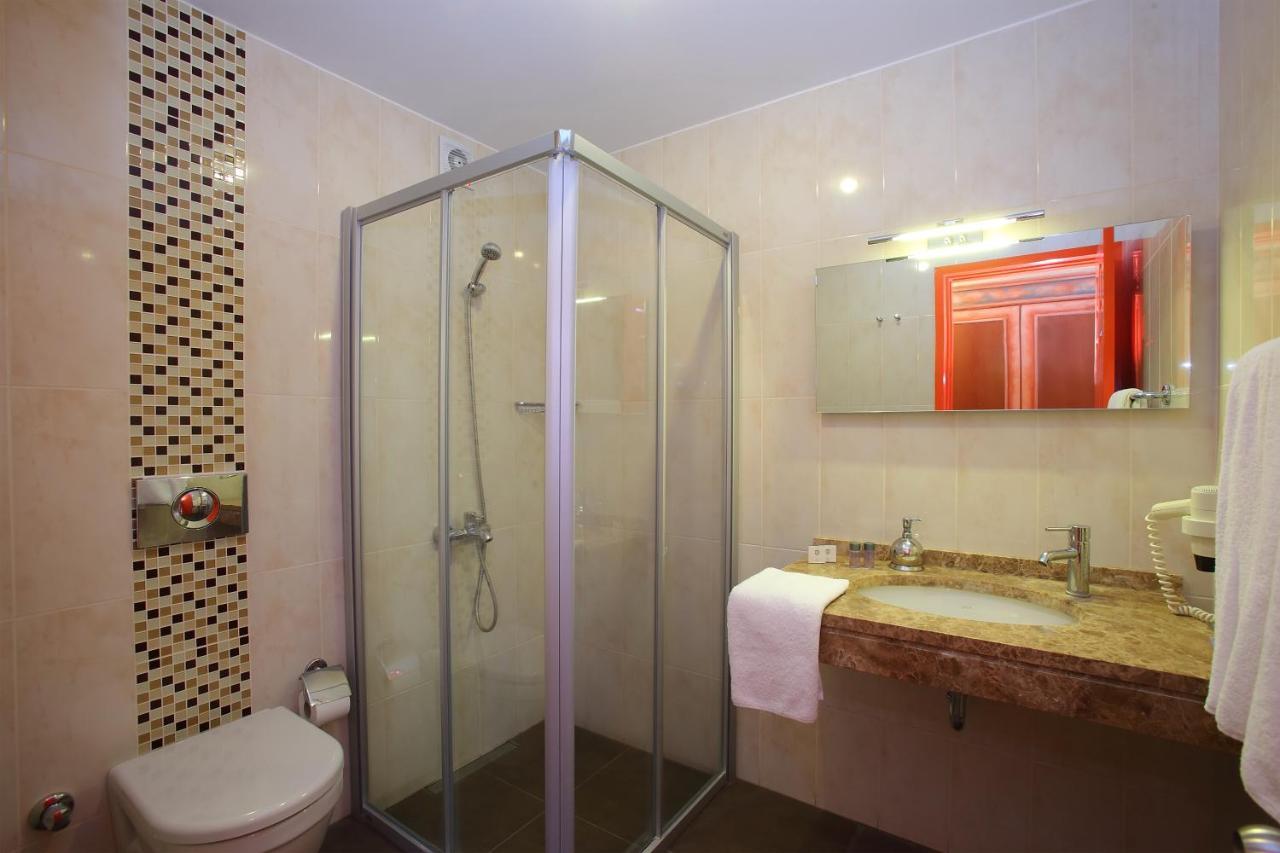 Catamaran Hotel Gündoğan Esterno foto