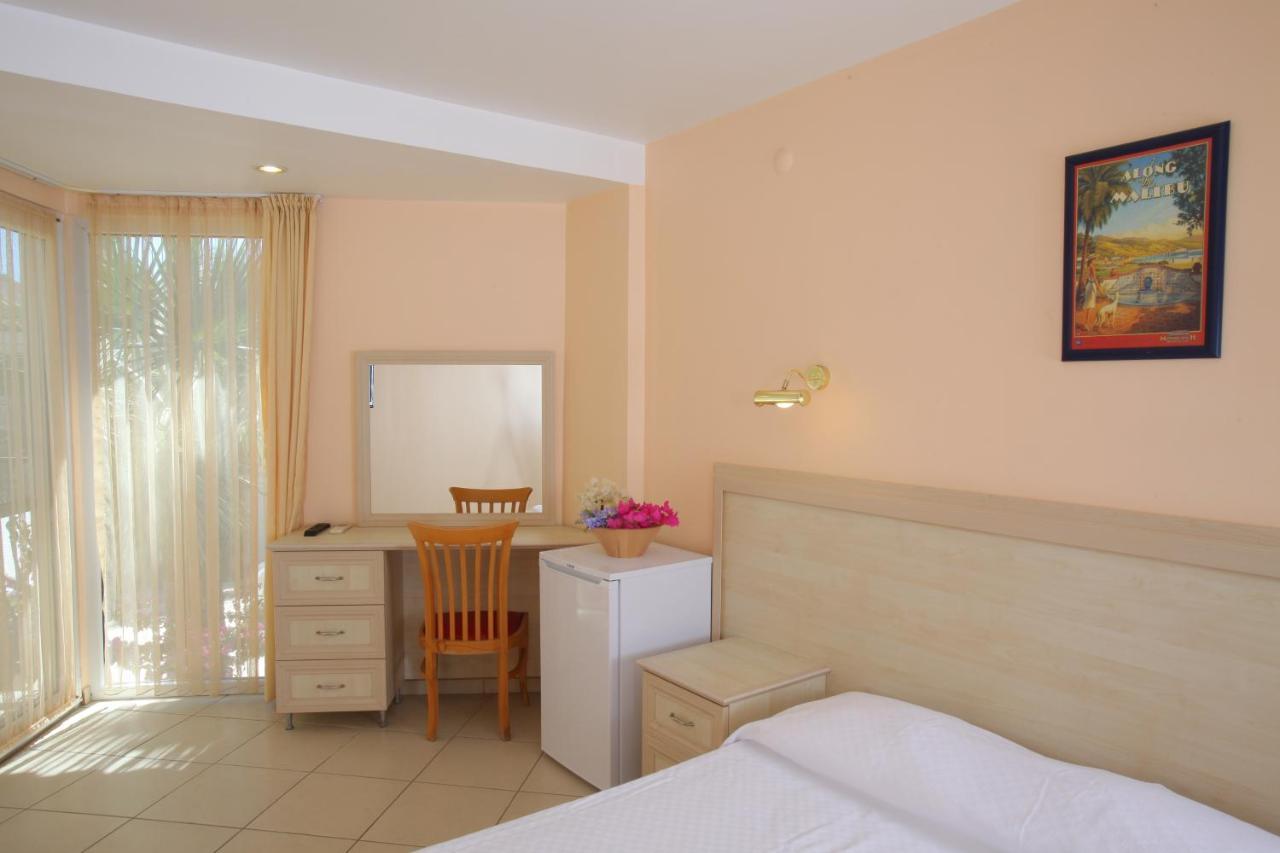 Catamaran Hotel Gündoğan Esterno foto
